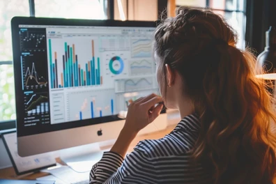 woman working at mac